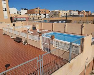 Piscina de Pis en venda en  Melilla Capital amb Aire condicionat, Calefacció i Terrassa