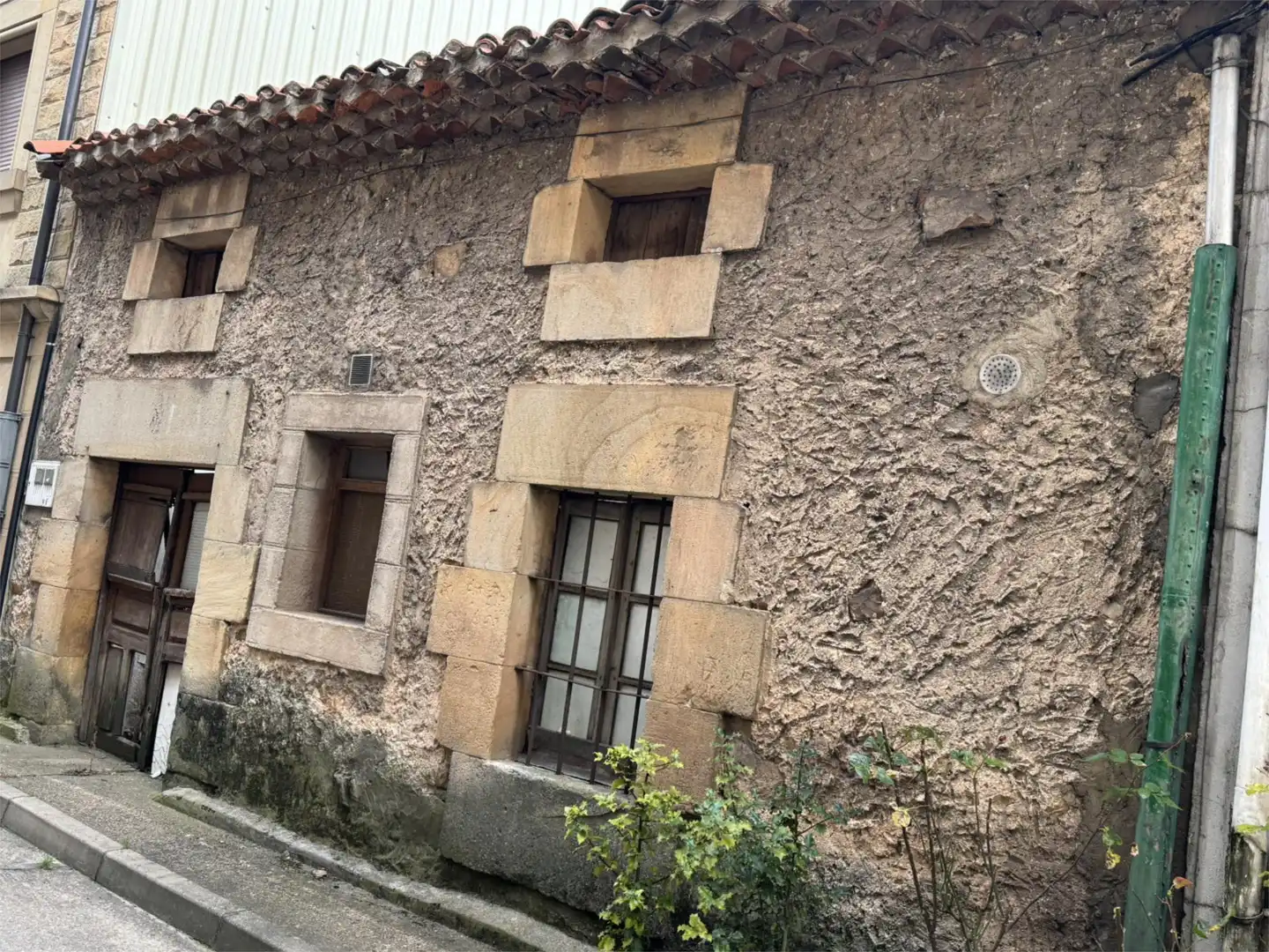 Exterior view of Detached homes for sale in Quintanar de la Sierra