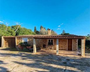 Vista exterior de Casa o xalet en venda en Llucmajor amb Terrassa