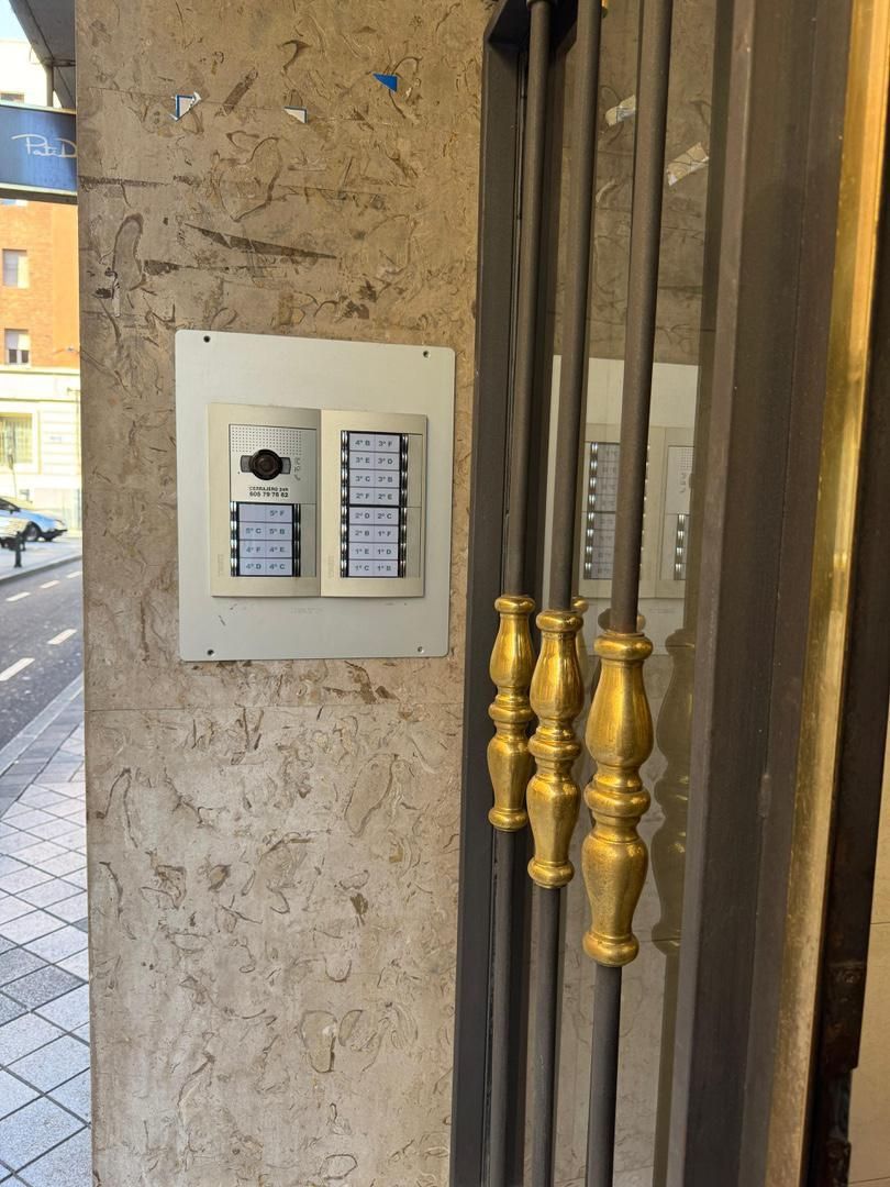 Flat for sale in Calle de Fray Luis de León, 19, Centro Flat for sale in Valladolid Capital with Terrace, Community parking and Balcony