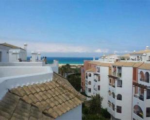 Vista exterior de Apartament de lloguer en Zahara de los Atunes amb Calefacció, Jardí privat i Terrassa