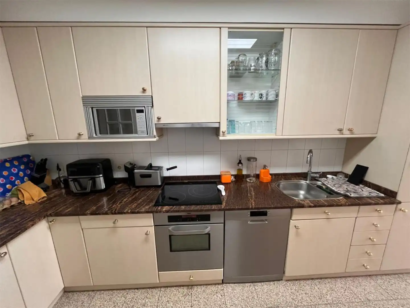 Casa adosada en venta en Calle Aranegi, 96, Zizur Mayor / Zizur Nagusia Cocina de Casa adosada en venta en Zizur Mayor / Zizur Nagusia con Aire acondicionado, Terraza y Piscina