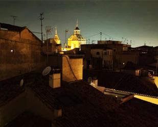 Vista exterior de Pis de lloguer en  Granada Capital amb Calefacció, Parquet i Terrassa