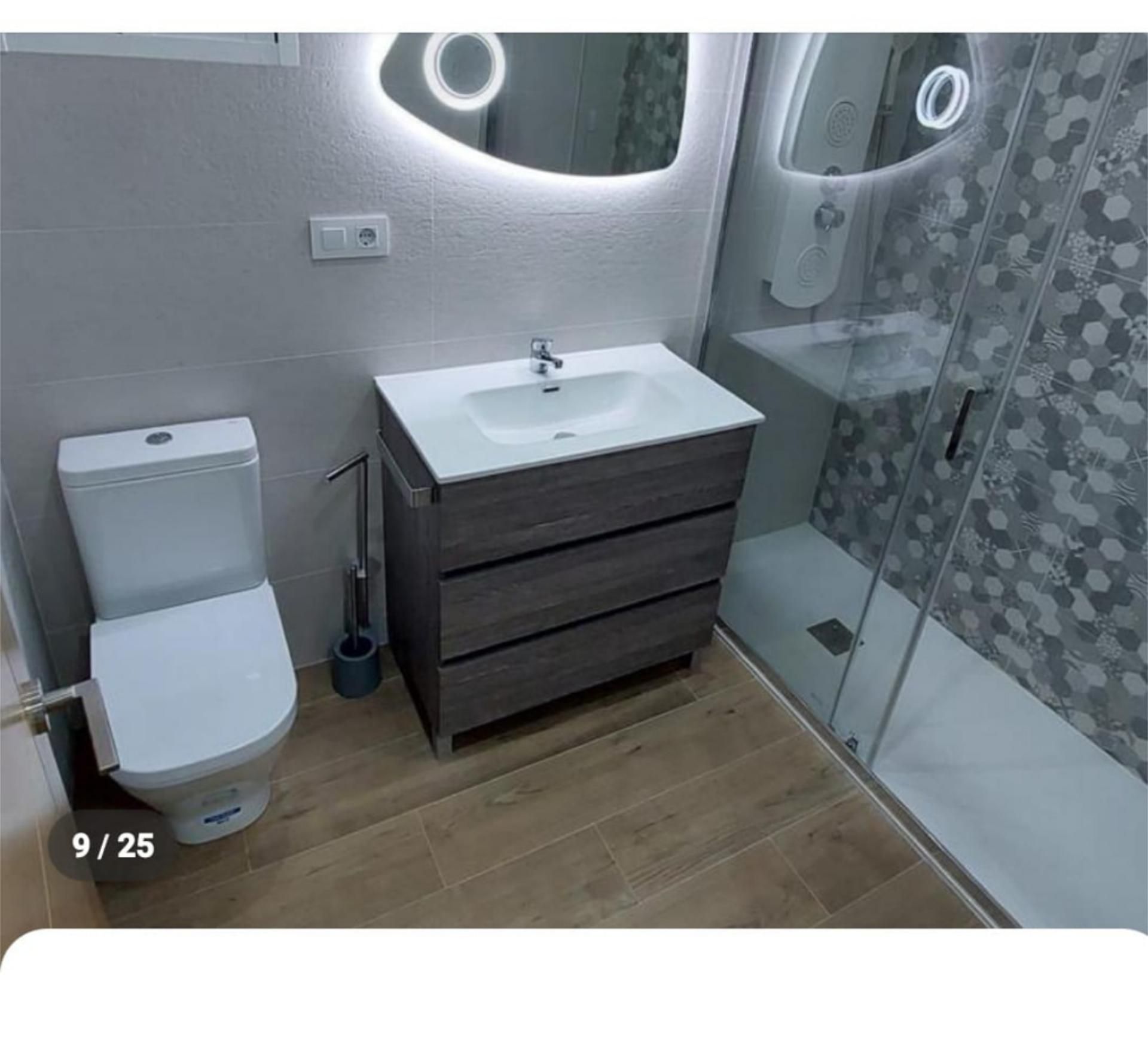 Bathroom of Flat for sale in Alcaucín