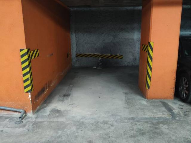 Garaje en Alquiler en Carrer de Castella, 22 en El Poblenou