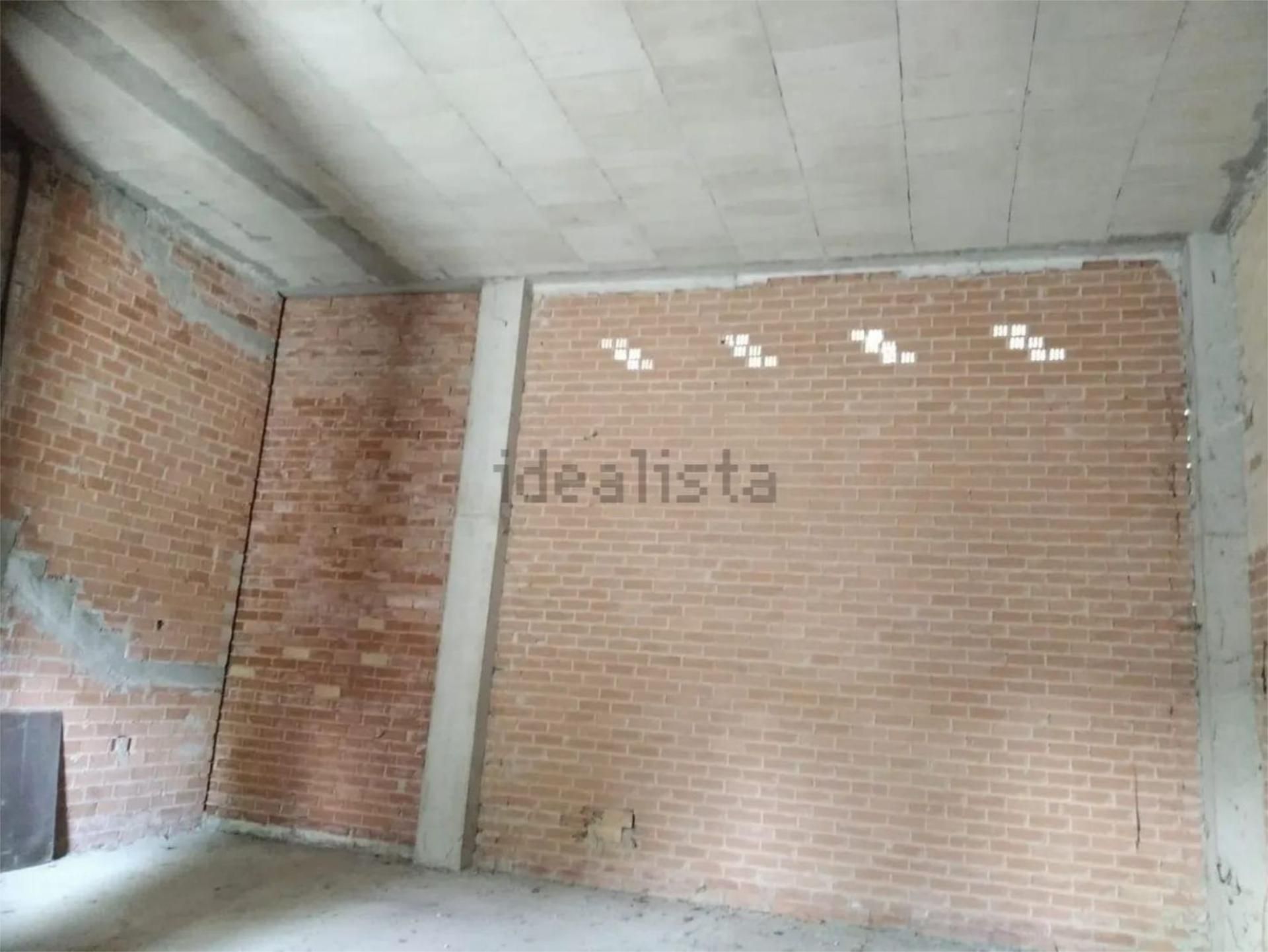 Premises for sale in  Pamplona / Iruña