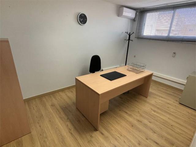 Oficina en Alquiler en Carrer Salines A, 75E en Les Salines