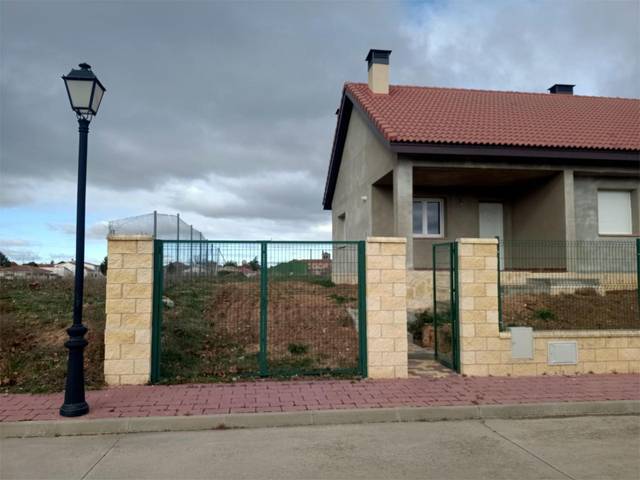 Casa-chalet en Venta en Calle Cobos de Segovia, 7 en Labajos