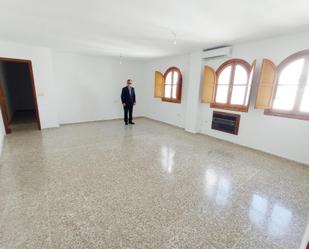 Flat for sale in  Sevilla Capital  with Air Conditioner and Furnished