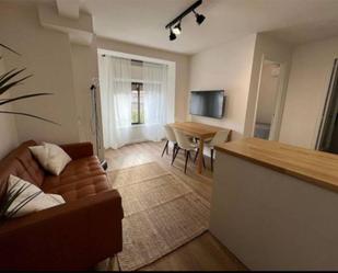 Living room of Flat to rent in  Granada Capital  with Furnished, Oven and Washing machine