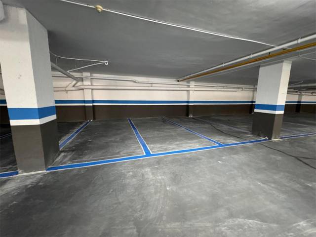 Garaje en Venta en Carrer del Forn del Vidre, 14 en La Geltrú - Sant Jordi