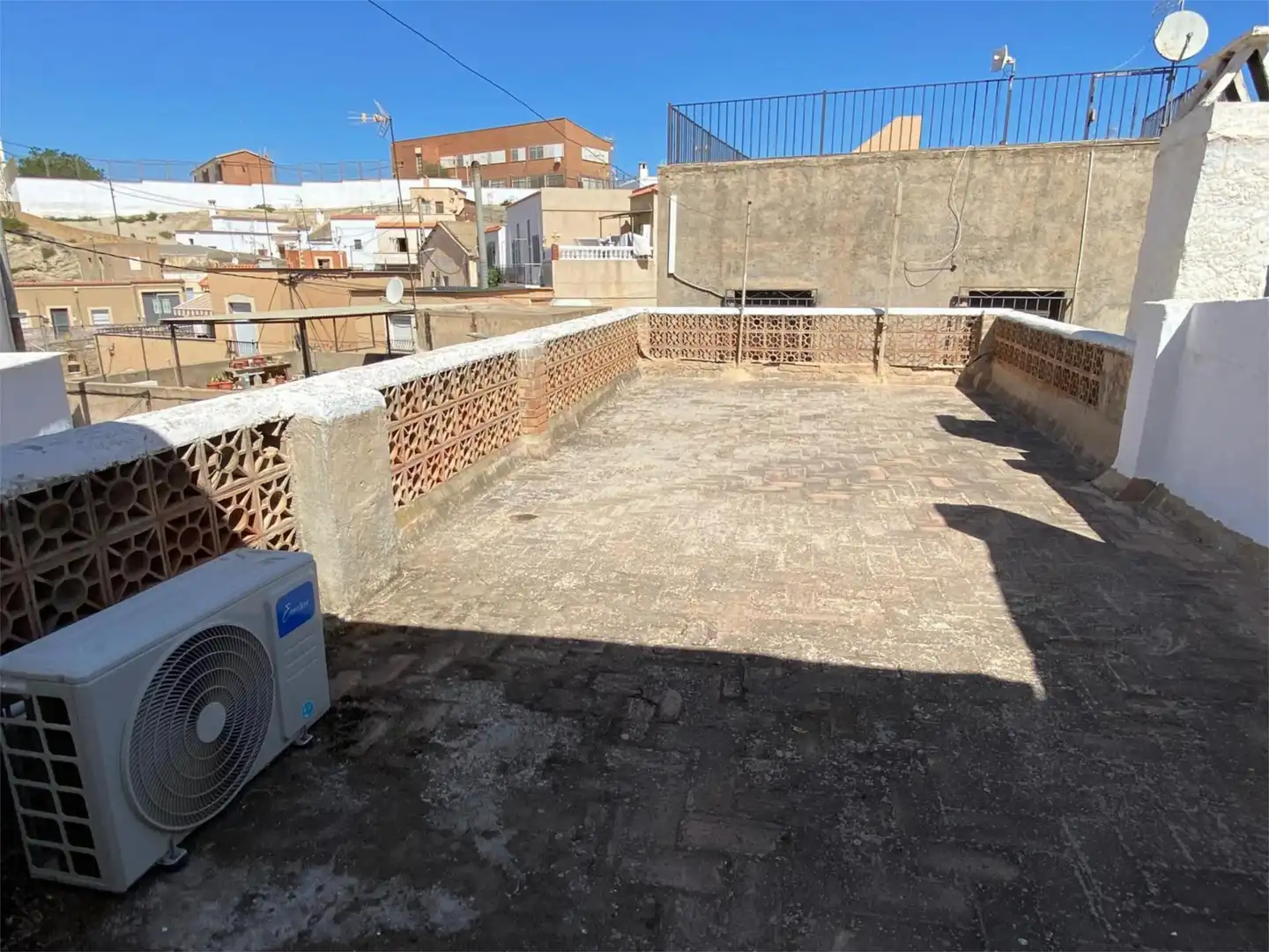 Erdgeschoss zum Verkauf in Calle Pines, 14, Alhabia Terrasse von Erdgeschoss zum Verkauf in Alhabia mit Möbliert