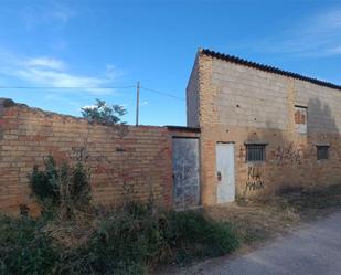 Vista exterior de Nau industrial en venda en Requena