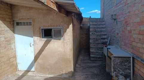 Foto 4 von Fabrikhallen zum Verkauf in Avenida de Valencia, 26, Requena, Valencia