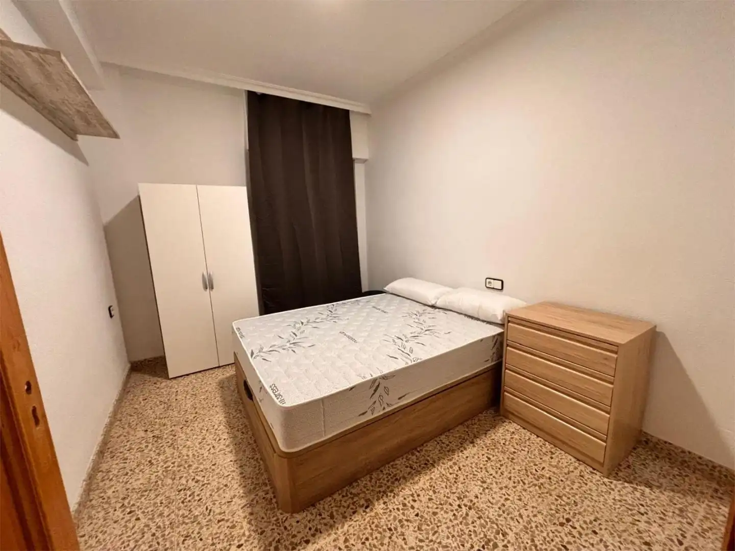 Habitación en Avenida Villena, 19, Caudete Habitación de Piso para compartir en Caudete con Aire acondicionado, Calefacción y Amueblado