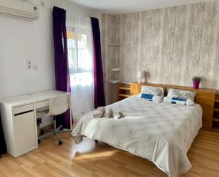 Bedroom of Flat to rent in Málaga Capital  with Air Conditioner, Heating and Furnished