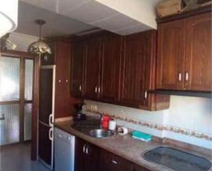 Kitchen of Flat for sale in  Sevilla Capital  with Heating, Terrace and Furnished