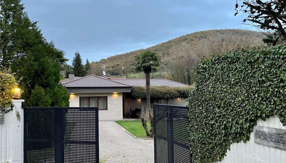 Photo 1 of Flat for sale in Calle Bentaldea, 44, Anue, Navarra