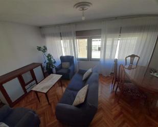 Living room of Flat to rent in Santiago de Compostela   with Heating, Parquet flooring and Furnished