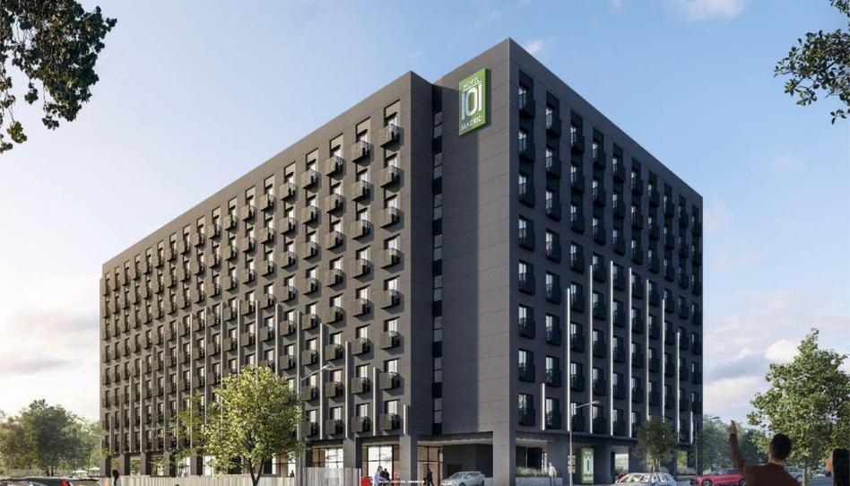 Foto 1 de Piso en venta en Avenida de las Fuerzas Armadas, 328, Valdebebas - Valdefuentes, Madrid