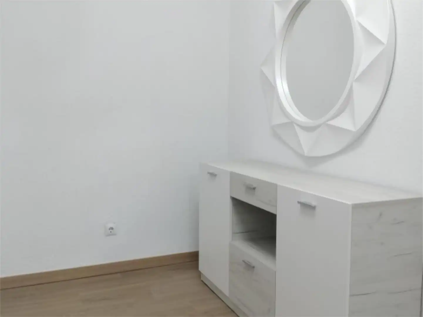 Flat for rent in Calle Alanís de la Sierra, 5, Fuentepiña Bedroom of Flat for rent in Huelva with Heating, Parquet flooring and Furnished