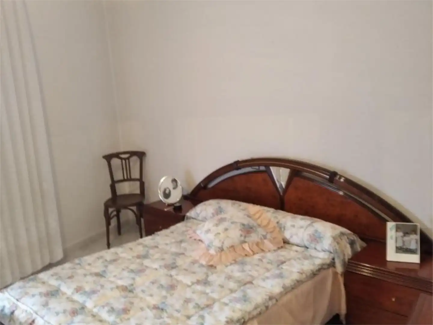 Dormitori de Casa o xalet en venda en San Esteban de la Sierra amb Calefacció, Moblat i Balcó