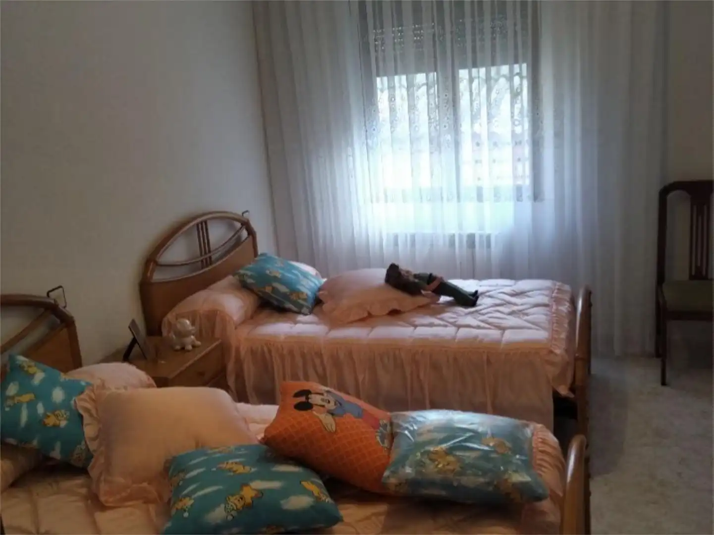 Dormitori de Casa o xalet en venda en San Esteban de la Sierra amb Calefacció, Moblat i Balcó