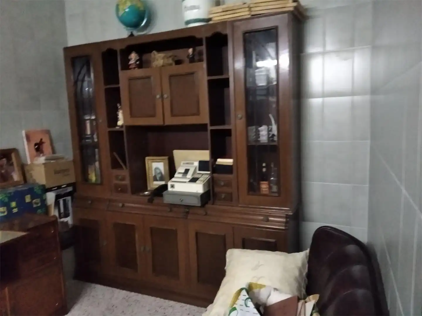 Sala d'estar de Casa o xalet en venda en San Esteban de la Sierra amb Calefacció, Moblat i Balcó