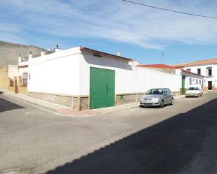 Vista exterior de Casa adosada en venda en Olivares