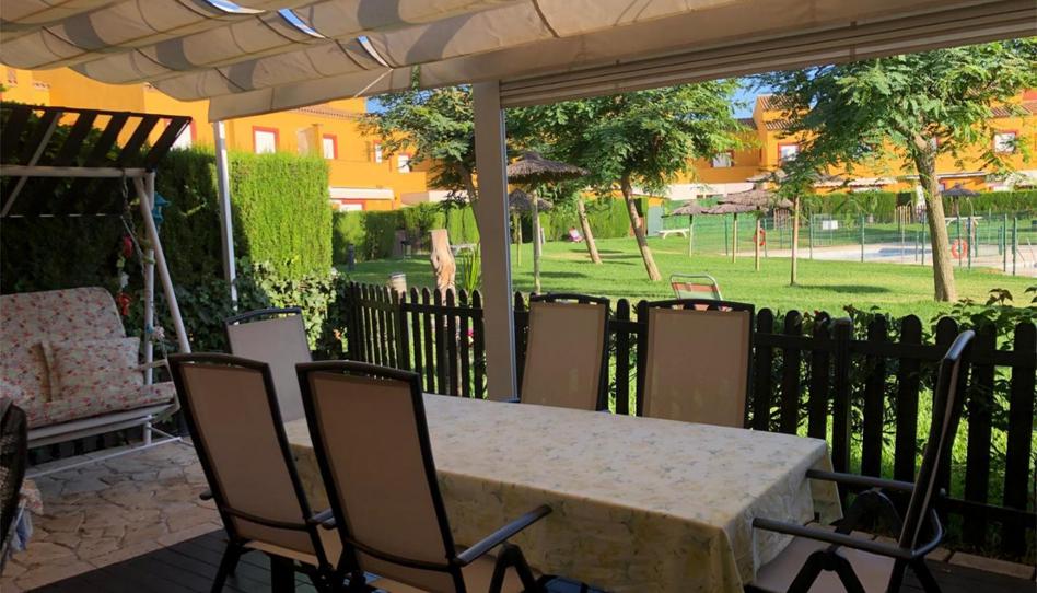 Casa adosada de lloguer a Avenida Juan Carlos I, 10, Costa Ballena - Largo Norte, Cádiz - imatge 1 Foto 1 de Casa adosada de lloguer a Avenida Juan Carlos I, 10, Costa Ballena - Largo Norte, Cádiz