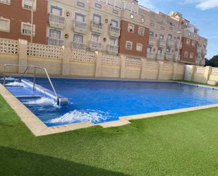 Piscina de Pis de lloguer en Roquetas de Mar amb Aire condicionat, Terrassa i Piscina