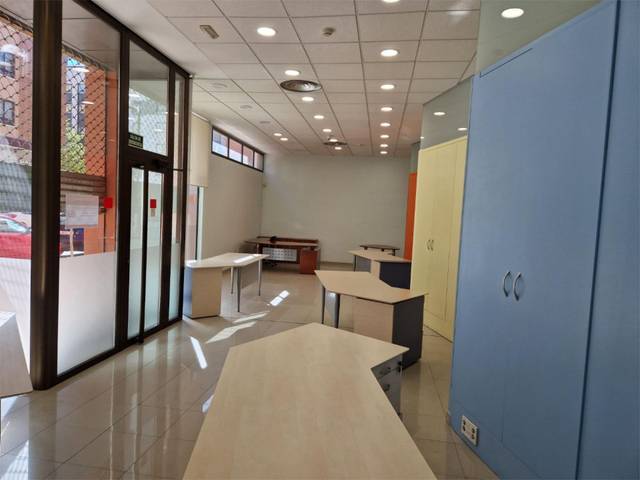 Local comercial en Venta en Calle Rosa Chacel, 3 en Villimar - V1 - V2 - S3 - S4 - San Cristobal