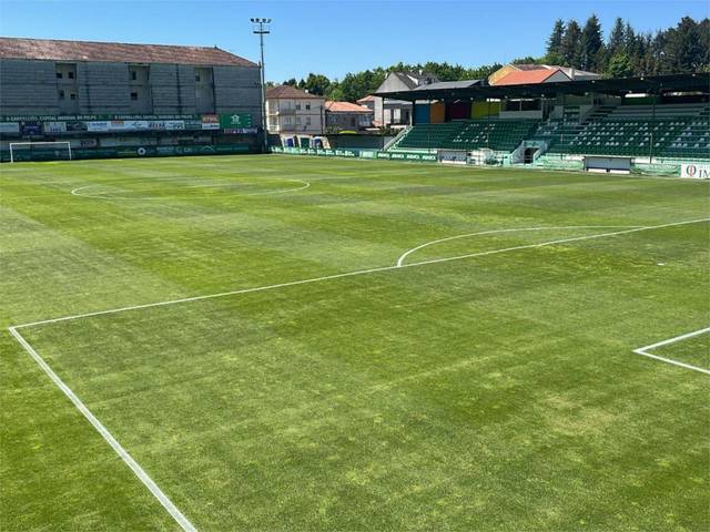Piso en Alquiler en Rúa Comunidad de Cantabria, 5 en O Carballiño