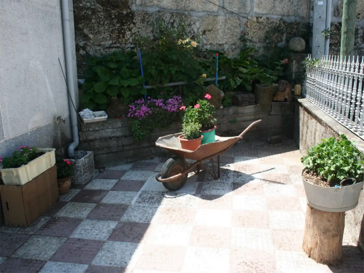 Flat for rent in Rúa Comunidad de Cantabria, 5, O Carballiño