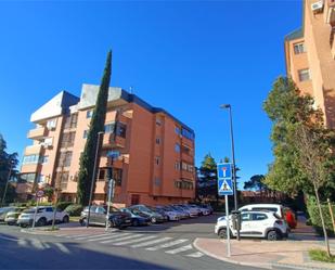 Exterior view of Flat to rent in Colmenar Viejo  with Heating, Terrace and Swimming Pool