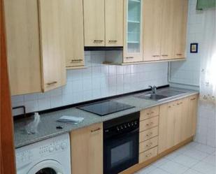 Kitchen of Flat for sale in  Madrid Capital  with Heating, Terrace and Storage room