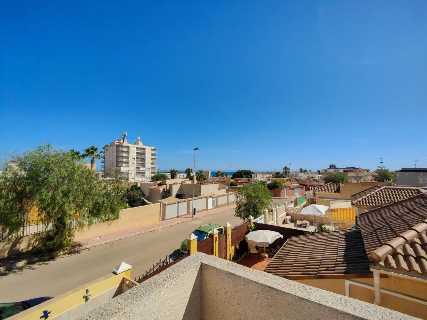 Houses for sale in Calle Manuel Espinosa Maciá, 27, Zona los Frutales Exterior view of Houses for sale in Torrevieja with Air Conditioner, Terrace and Swimming Pool