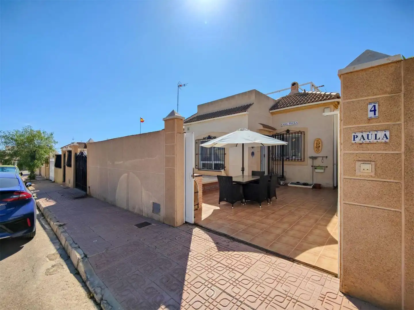 Houses for sale in Calle Manuel Espinosa Maciá, 27, Zona los Frutales Exterior view of Houses for sale in Torrevieja with Air Conditioner, Terrace and Swimming Pool