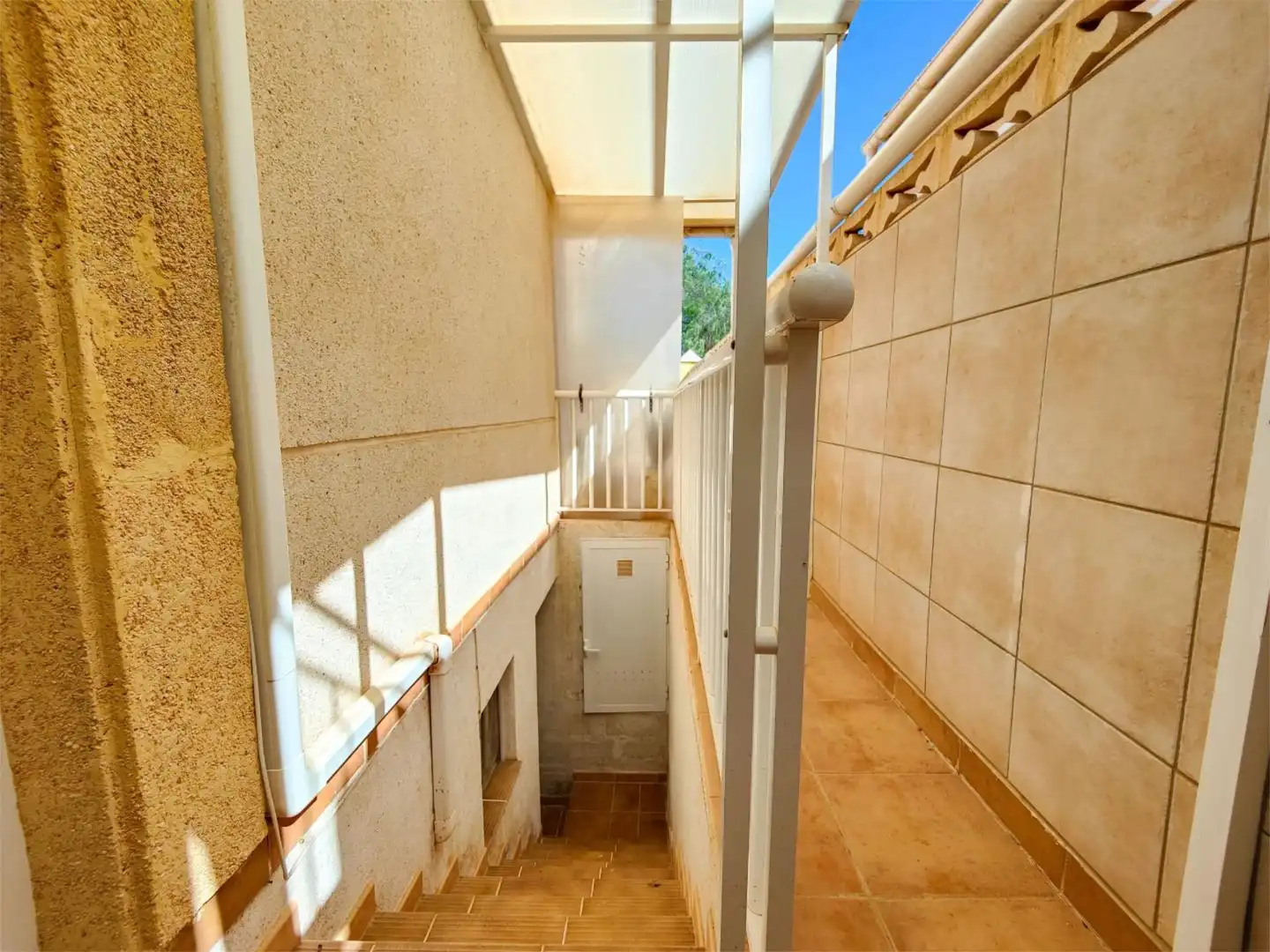 Houses for sale in Calle Manuel Espinosa Maciá, 27, Zona los Frutales Houses for sale in Torrevieja with Air Conditioner, Terrace and Swimming Pool