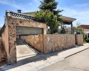 Vista exterior de Casa o xalet en venda en Altorricón amb Aire condicionat, Calefacció i Jardí privat