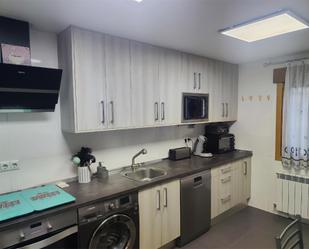 Kitchen of Flat to rent in  Zaragoza Capital