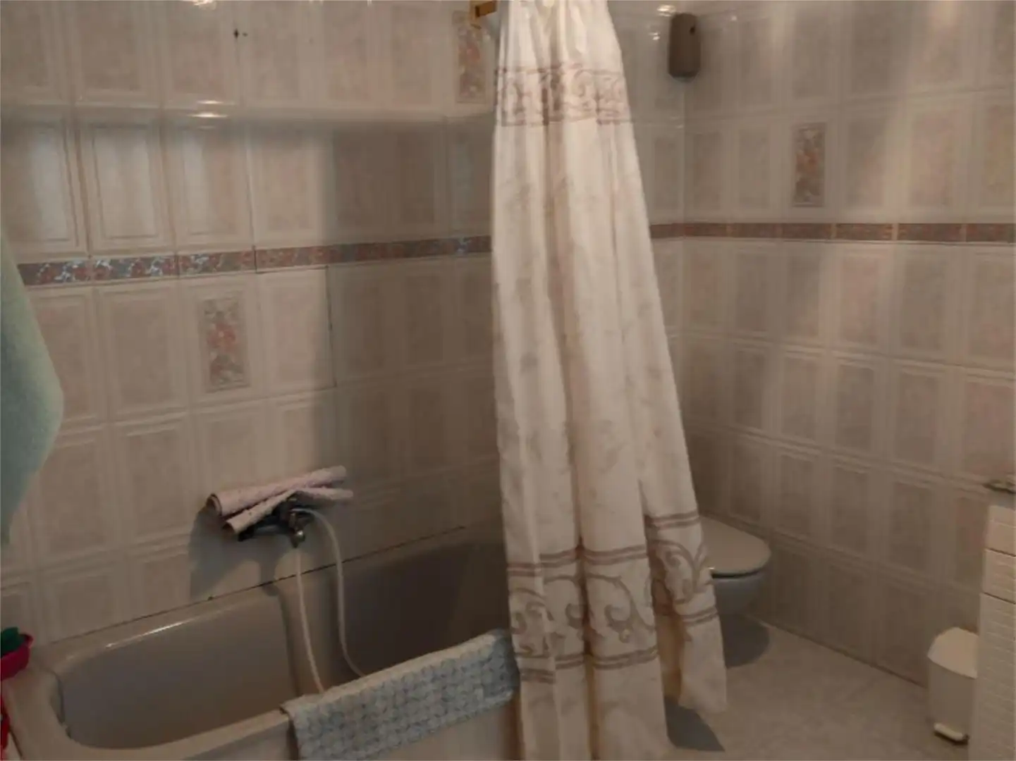 Habitación en Cuesta Archidona, 24, Cueva de Menga Baño de Piso para compartir en Antequera con Terraza y Amueblado