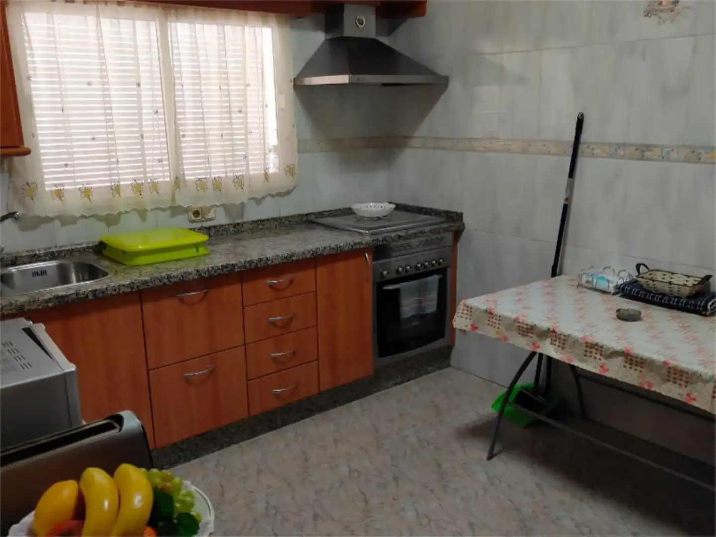 Habitación en Cuesta Archidona, 24, Cueva de Menga Cocina de Piso para compartir en Antequera con Terraza y Amueblado