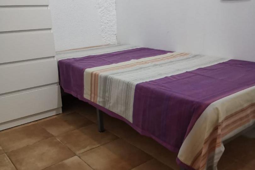 Photo 1 of Planta baja to share in Calle Espada, 21, Casco Antiguo, Madrid