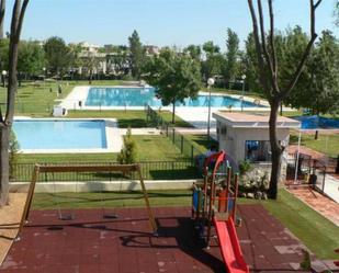 Swimming pool of Apartment to rent in Mairena del Aljarafe  with Heating, Private garden and Terrace