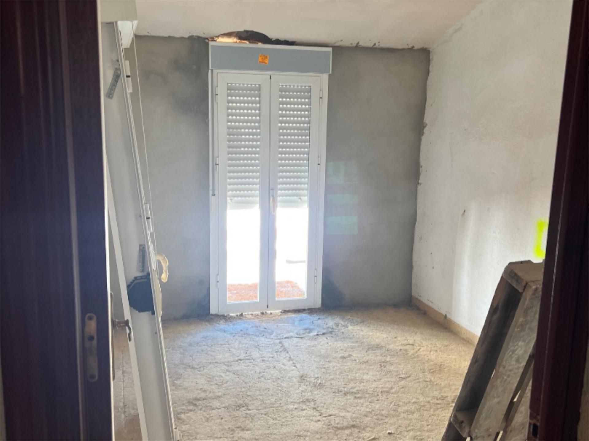 Single-family semi-detached for sale in Valverde del Camino