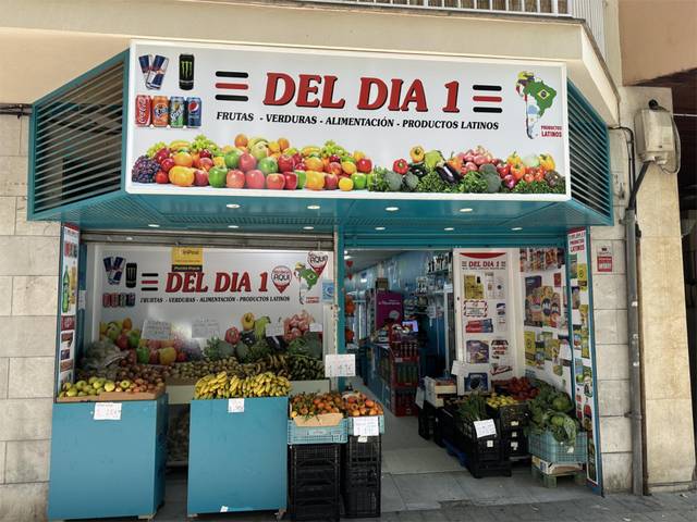 Local comercial en Alquiler en Avinguda de l'Argentina, 20 en Camp d'en Serralta