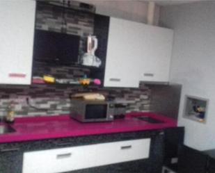 Kitchen of Flat to rent in Manzanares  with Furnished