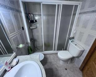 Bathroom of House or chalet for sale in Madrigalejo