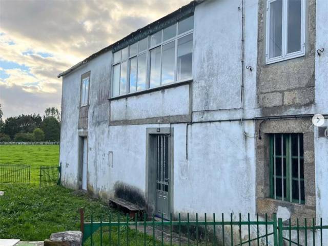 Casa-chalet en Venta en Lugar Campo de Arriba, 9 en Begonte